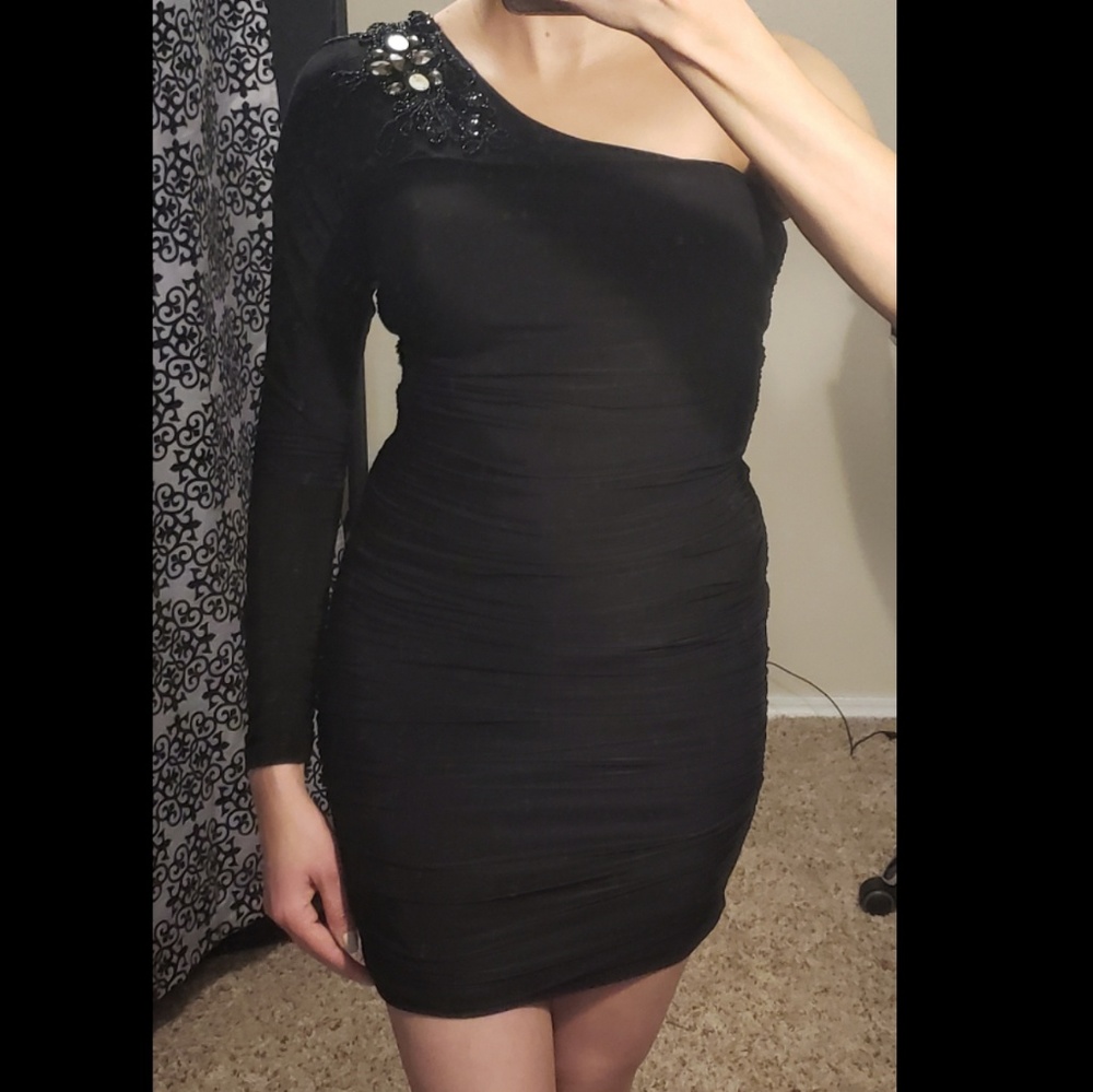 One shoulder dress